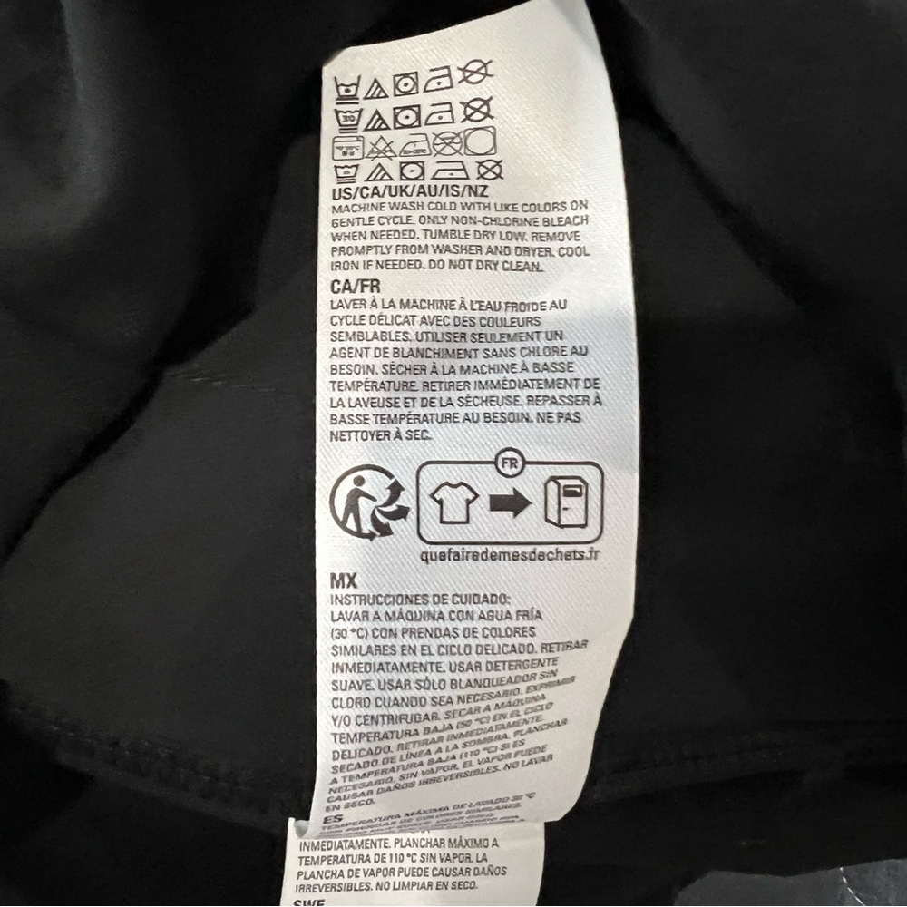 Kirkland Signature Women's Black Dress Pants - Picture 11 of 13